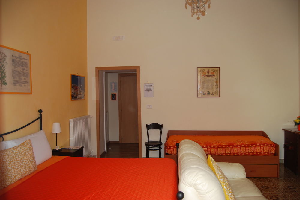 نابولي Bed And Breakfast Casa Mariella المظهر الخارجي الصورة