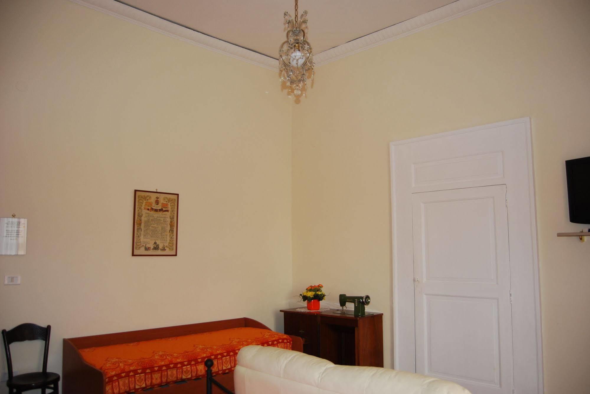 نابولي Bed And Breakfast Casa Mariella المظهر الخارجي الصورة